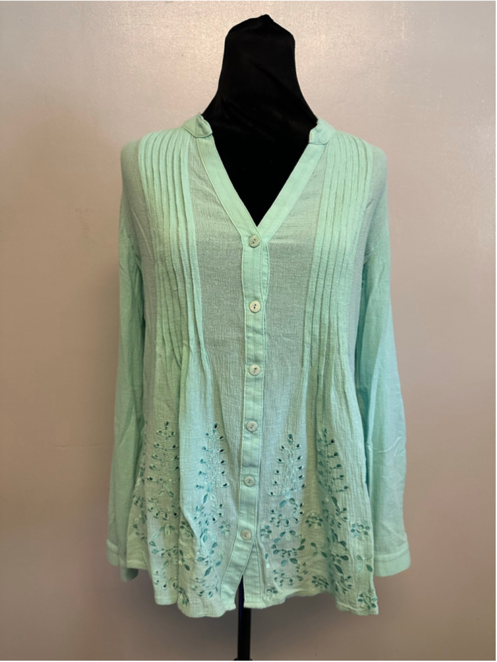 Soft Surroundings Blouse Size Small Long Sleeve Green Embroidered Button Down